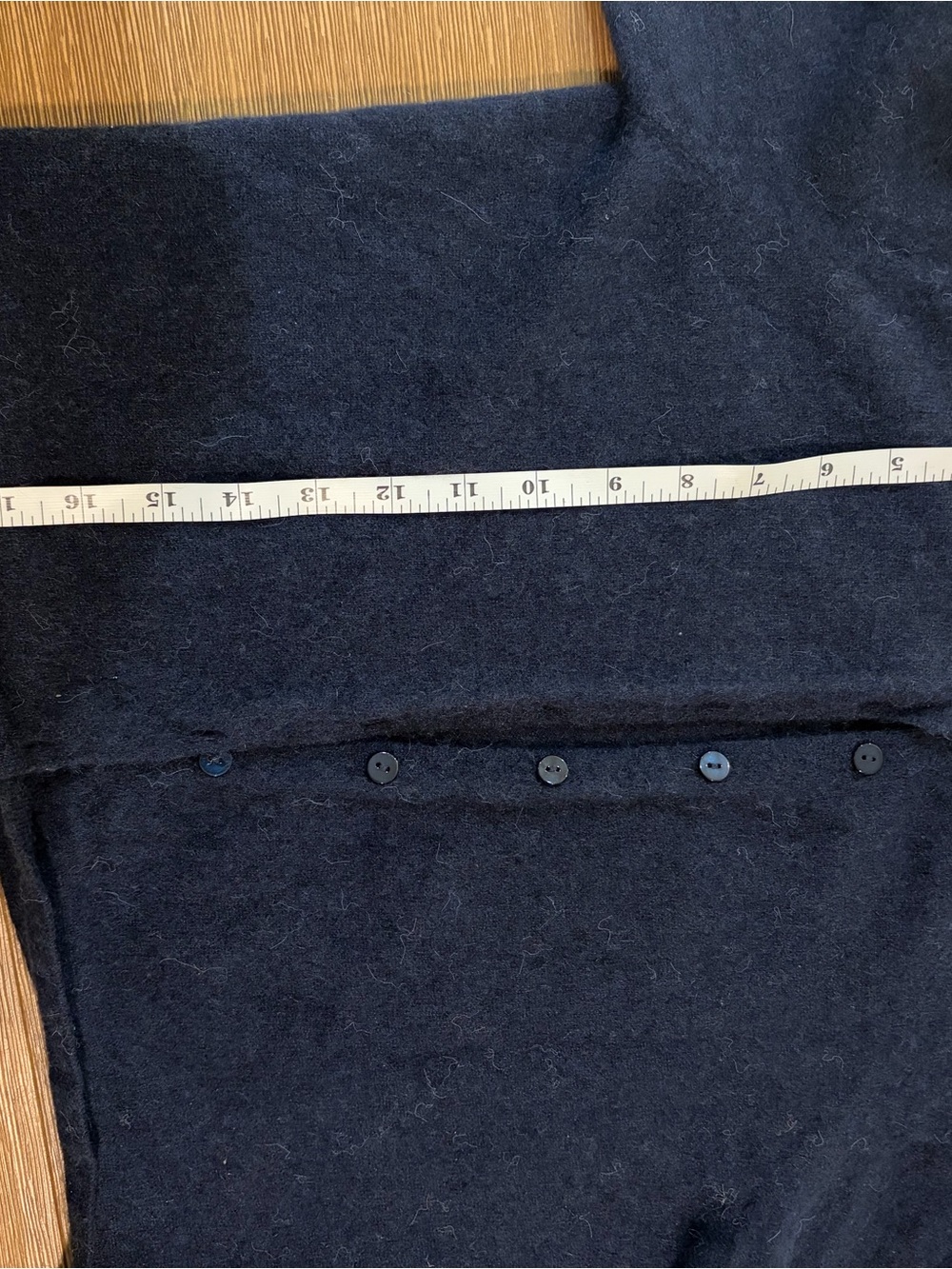 House of Harlow 1960 100% Cashmere Cropped Navy Cardigan Sweater Size M - Picture 6 of 6